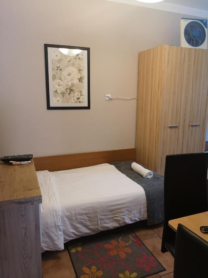 Apartamenty Jaskinia Solna Ruda Slaska Ngoại thất bức ảnh