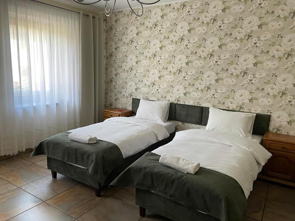 Apartamenty Jaskinia Solna Ruda Slaska Ngoại thất bức ảnh