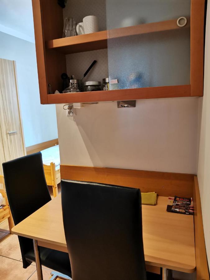 Apartamenty Jaskinia Solna Ruda Slaska Ngoại thất bức ảnh